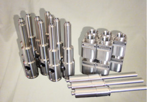 Production of bottling accessories